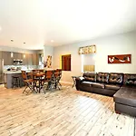 Centrally Located Family Home In Tampa