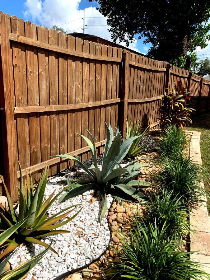 Centrally Located Family In Holiday home *