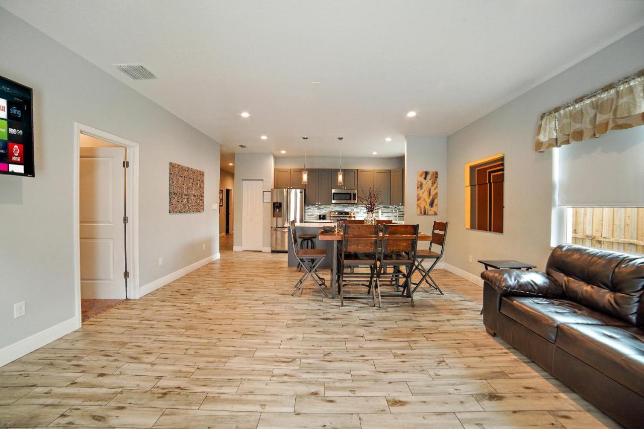 Centrally Located Family In Holiday home Tampa