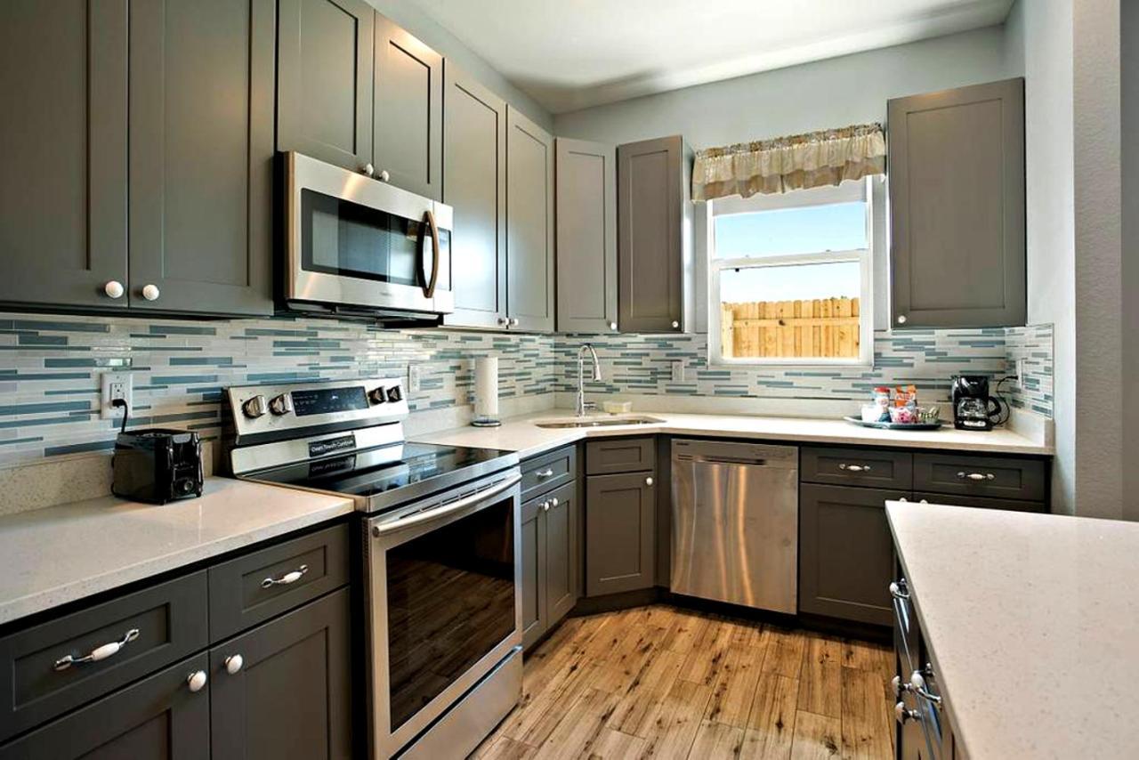 Centrally Located Family In Holiday home